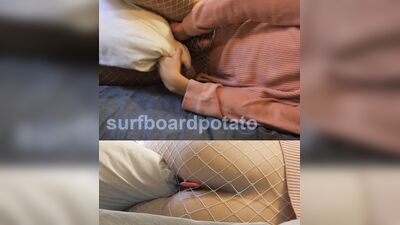 Cumming hands free from my favourite prostate toy in bed