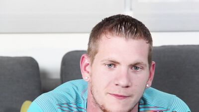 Hot Jock Rides Agent's Cock To Get Into The Business
