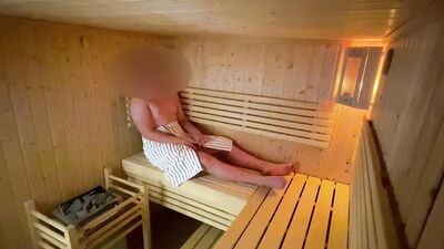 Risky sauna masturbation