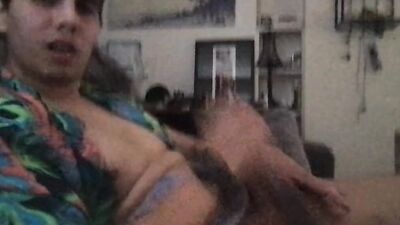 COUCHES & CUMSHOTS solo gay cumshot