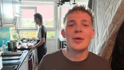THIN SMOOTH HUNG PEACHY BUM BOY CONDOMLESS CREAMPIED BY BEEFY BLOKE NEW BUNK-BED ROOM