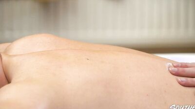 SOUTHERNSTROKES Mike Wilde Tops Tomas Salek After Massage