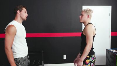 Annoyed Jock Railed In Gym By Muscly Rival