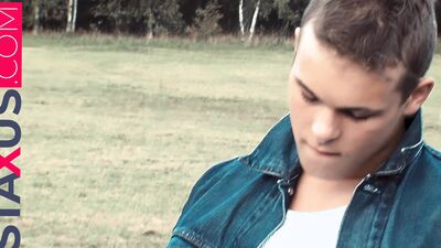 :: STAXUS :: BOYS TAKE IT OUTSIDE