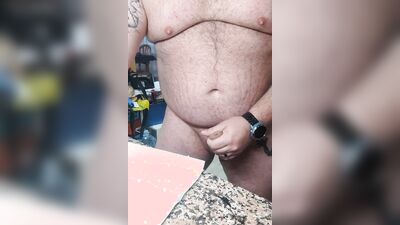 amateur bear washing dishes masturbating and cumshot