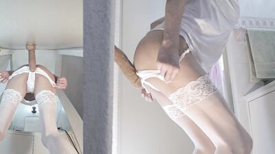 Virgin crossdresser dildo play