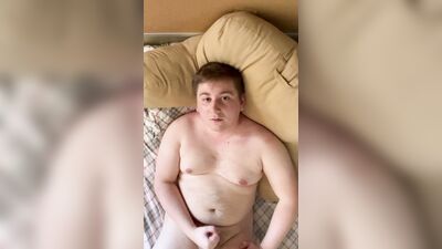 Hunky stud jacks off with huge cum shot