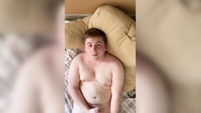 Hunky stud jacks off with huge cum shot