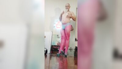 Pink legs red toes, that's the way it sometimes goes. Bubble butt and satin nuts, are a pleasure everyone must know.
