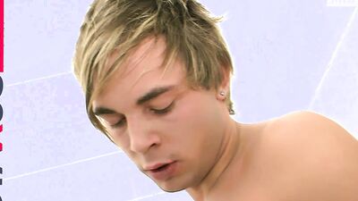 :: STAXUS :: My friend fucks me in the shower like I had never imagined ::