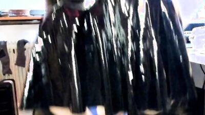 Latex Crossdresser Anal workout with huge Buttplugs