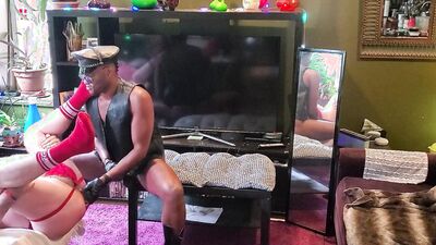 BBC LEATHER FUCK! Bear gets on his knees and does his job!