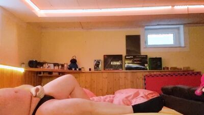 Masturbation with Gloves