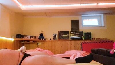 Masturbation with Gloves