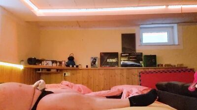 Masturbation with Gloves