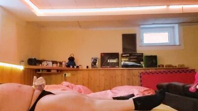 Masturbation with Gloves