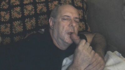 This old dude can suck a cock!