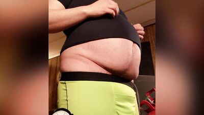 Twenty Eight - Belly Inflation