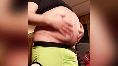 Twenty Eight - Belly Inflation