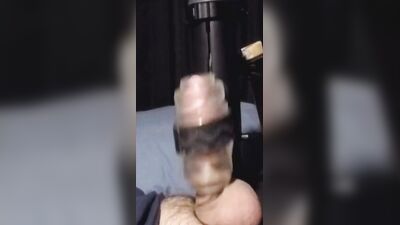 Thehandy stroker vocal and verbal masturbation with cumshot