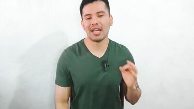 Le presto mi culo peludo al novio constructor mamado de mi ex novia. Me coge a pelo !Relato sexual