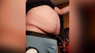 Helium Addict - Belly Inflation