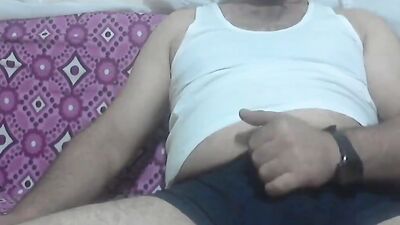 Masculine Bear at Home Cums