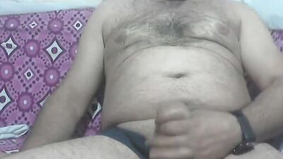 Masculine Bear at Home Cums