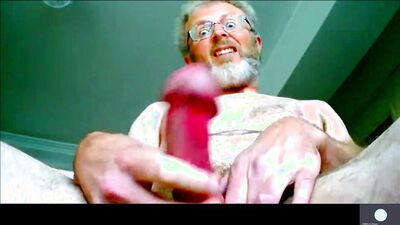 daddy makes faces and cum