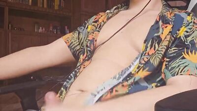 Gamer Boy Wanks On Webcam
