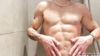 I DANCE FOR YOU IN THE SHOWER - MIKA AYDEN