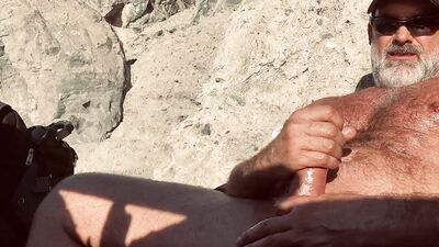 DADDY GOONER JERK OFF INSTRUCTION AT THE BEACH!