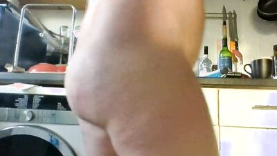 slap show by the sink in the kitchen, washing dishes