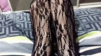 81v 4k Lacy Pantyhose on Sexy Legs with Nailpolish