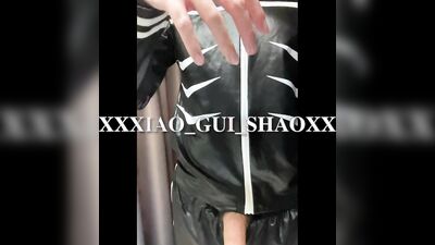 Kaneki Ken Tokyo Ghoul cosplay masturbation with loud moaning + cum