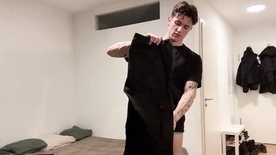 Wanna be my horny roommate?