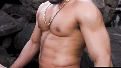 Outdoor latinos fucking on the rocks