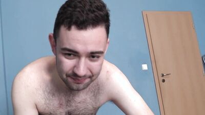 This College Student Is Short Of Money, Luckily He Meets A Horny Guy Who Wants To Get Fucked - BIGSTR