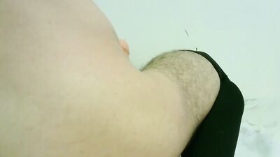 Webcam Stormyyyboy rides huge dildo 11 inch