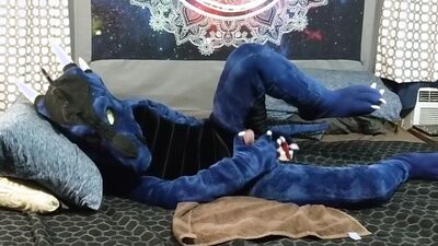 Poor Frustrated Dragon Can't Cum