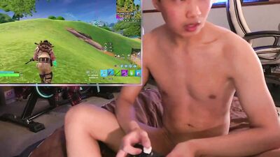 Celebrating a nice 8 frag win in Fortnite
