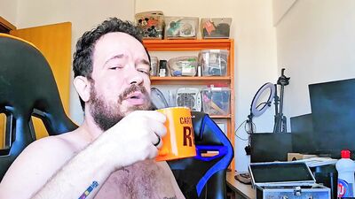 ROUTINE OF A NUDIST WAKE UP, WITH CUM