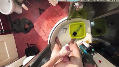 Bathmate Hydromax 7 demo cock pumping and big cum