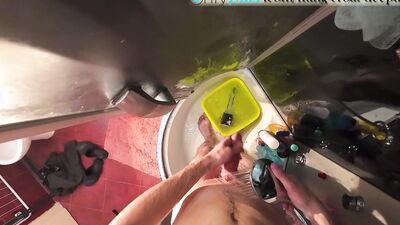 Bathmate Hydromax 7 demo cock pumping and big cum