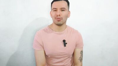 Chofer flaco de mi trabajo me hace darle sexo oral en el comedor de la empresa ! 21 cm Relato sexual
