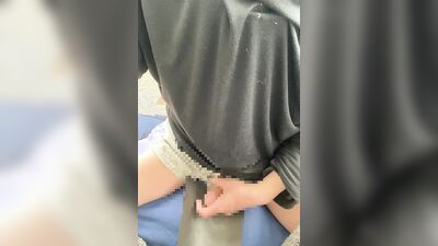 A man who lives every day full of masturbation can't hold back his horniness and ejaculates a lot.
