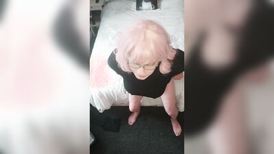 Juniper Berri UK crossdresser Sunday dildo fun