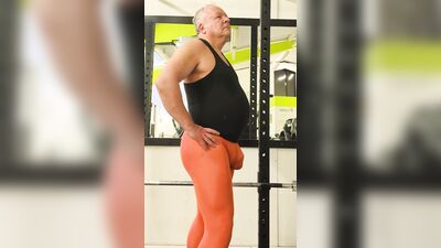 Showing off at the gym in my fave orange tights
