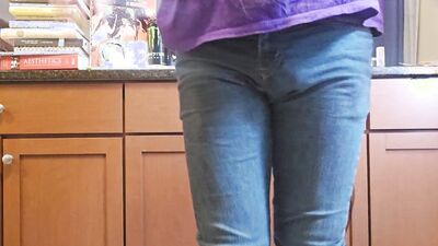 Study Break: Teen Boy has a Buttplug Potty Dance