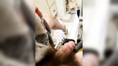 Kevy 69's Sit on my cock Cumin Fast and hard